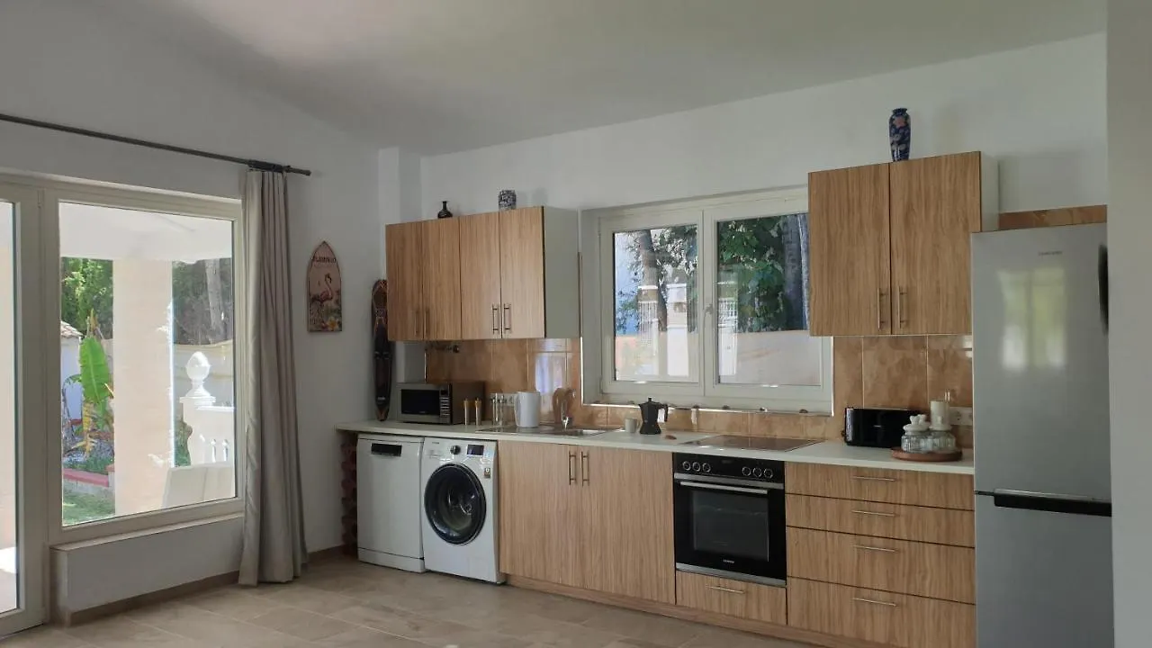 בקתה הוילה צ'יקלנה דה לה פרונטרה Casa Poniente